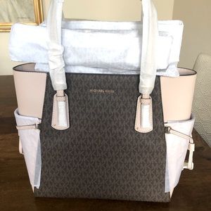 Michael Kors “Voyager Medium Tote”